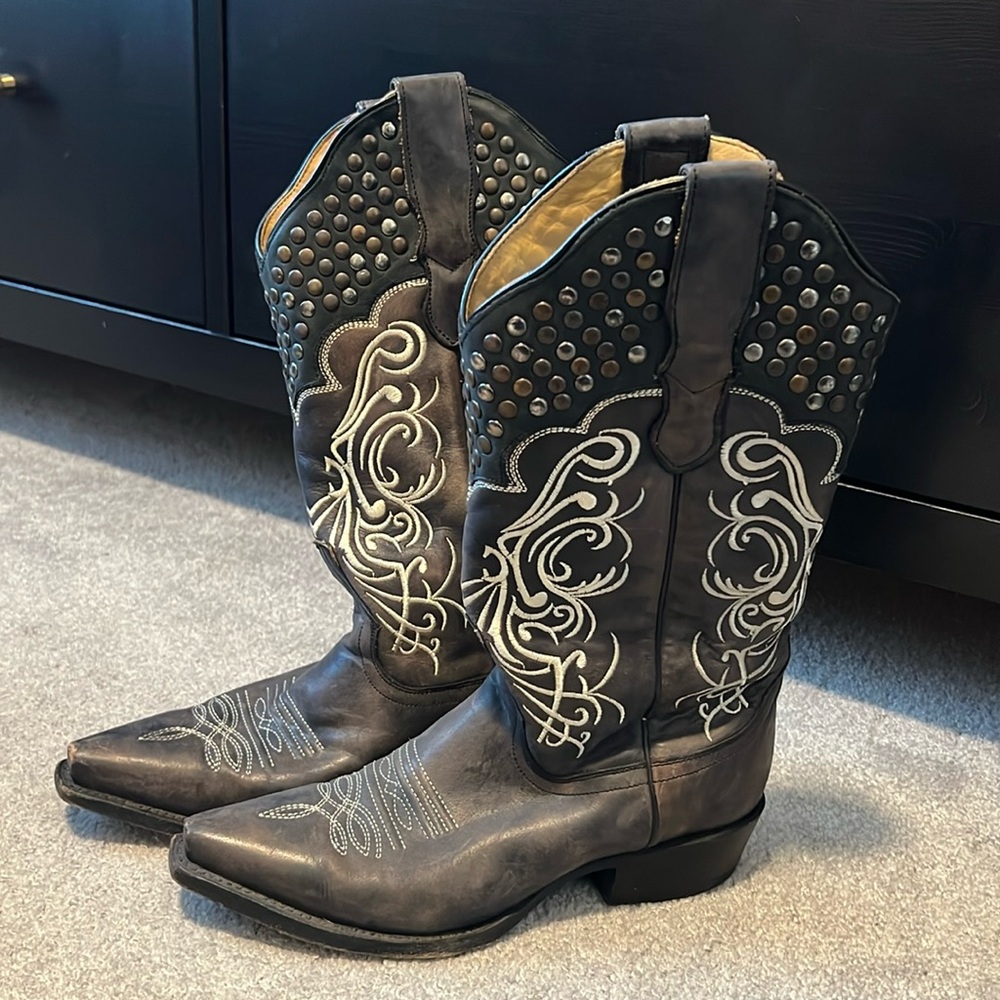 Stetson Brown Studded Cowboy Boots